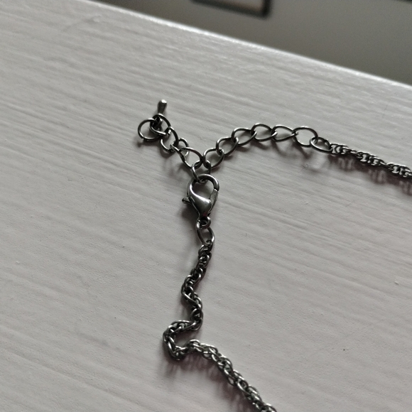 Abstract 80s 90s geometric glass and silver statement necklace - Picture 4 of 5